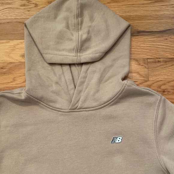 NWT New Balance Beige Hoodie Boys LARGE 14/16 - Picture 5 of 12